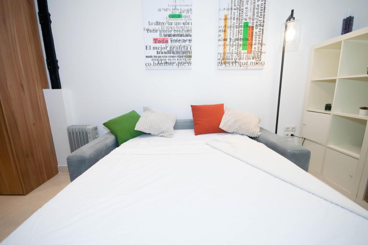 For You Rentals Apartamento Temporal Con Encanto En Malasana Min24 마드리드 외부 사진