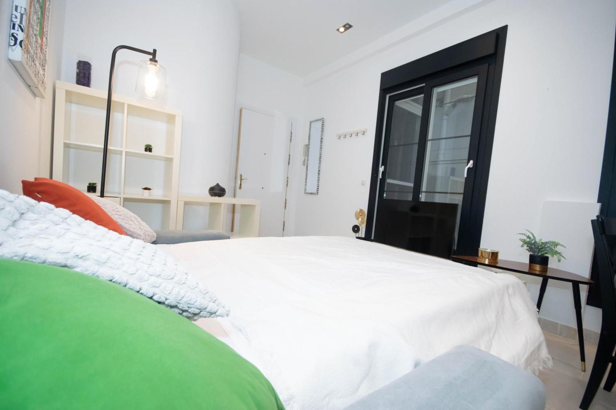 For You Rentals Apartamento Temporal Con Encanto En Malasana Min24 마드리드 외부 사진
